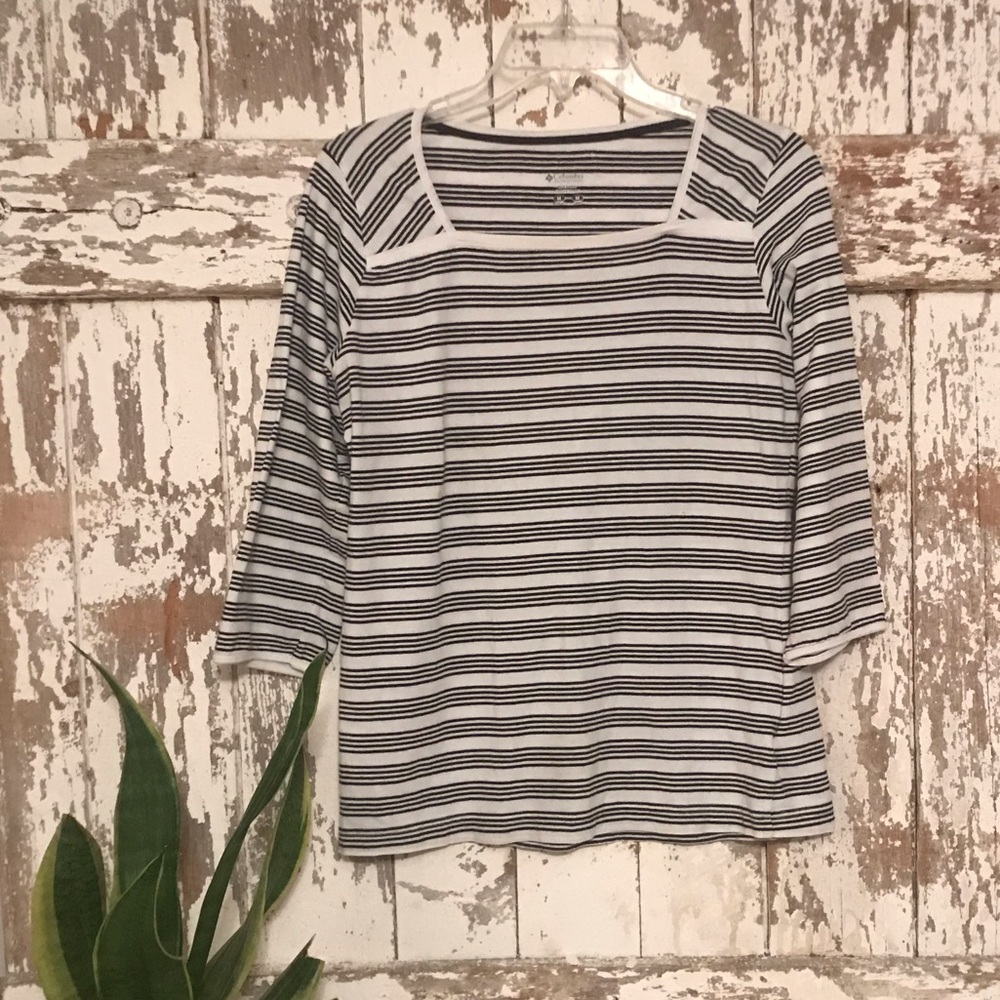 Columbia 3/4 sleeve Tee